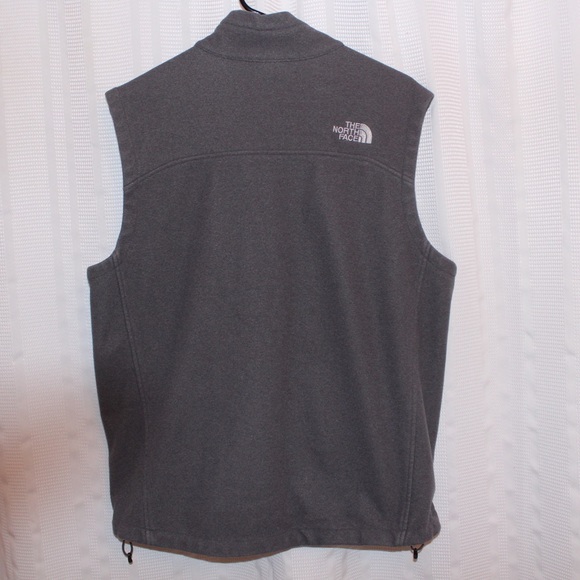 Gray The North Face fleece vest - Picture 2 of 3